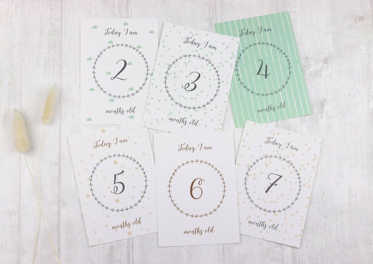 Baby milestone cards neutral colours